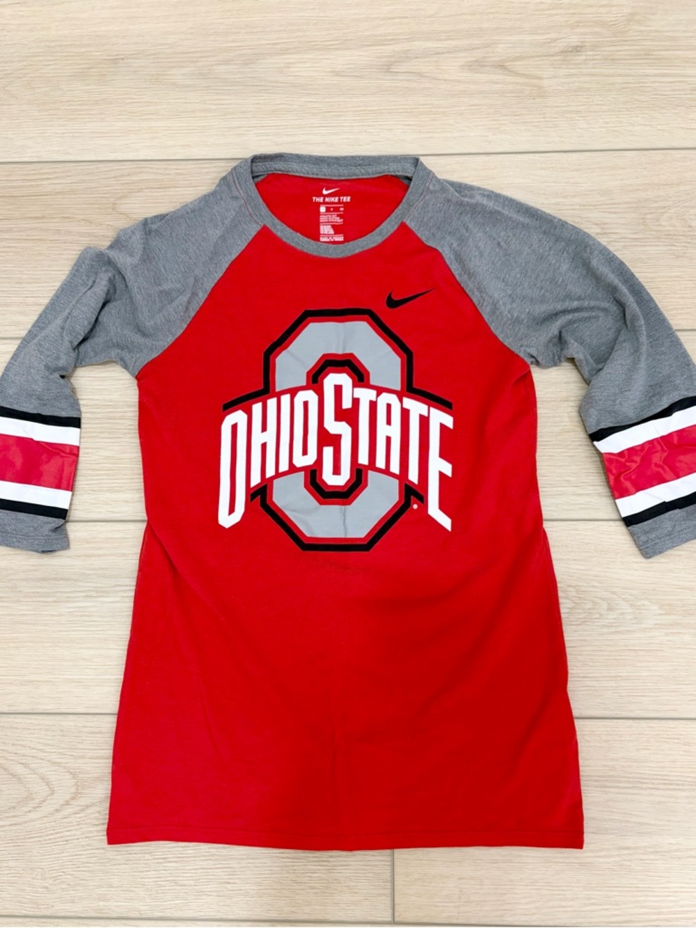 Nike Red & Gray Ohio State Raglan Long Sleeve Tee. Size Small
